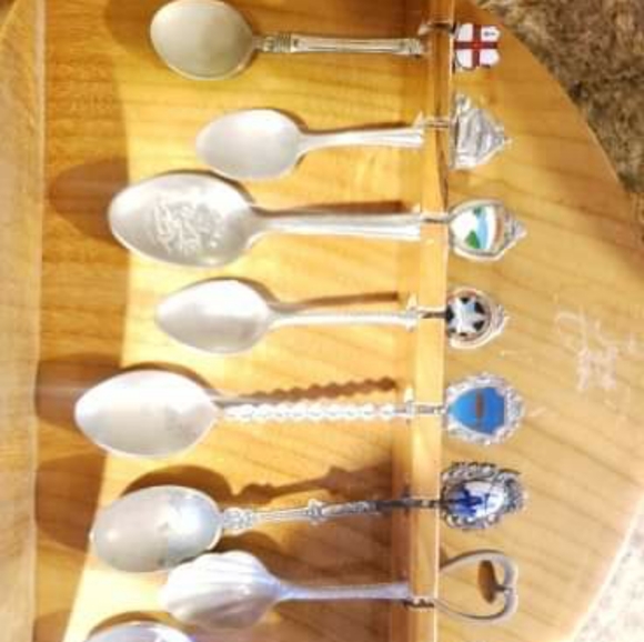 ANTIQUE SPOONS - Picture 4 of 4